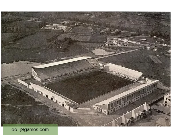 米兰双雄因圣西罗翻新争议各自计划在郊区建新球场引发关注